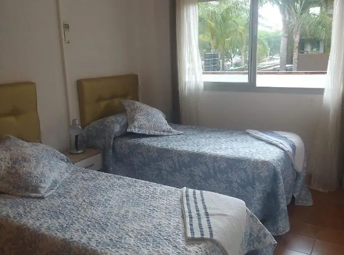 Llum Apartment *